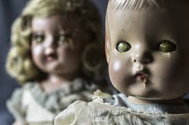 creepy house